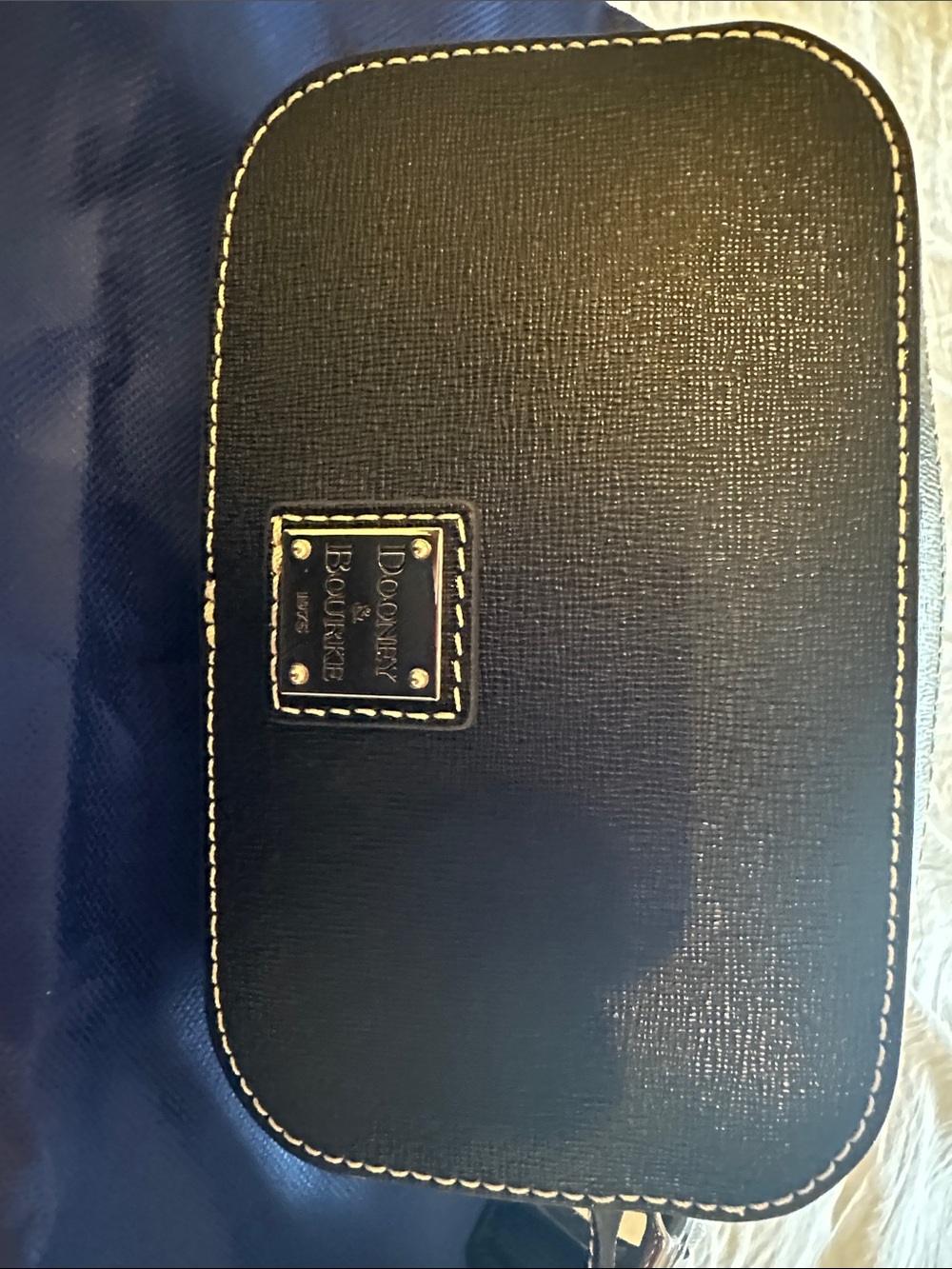 Dooney & Bourke Black Pebbled Crossbody BELT  Bag with White Topstitch belt bag - Picture 2 of 13